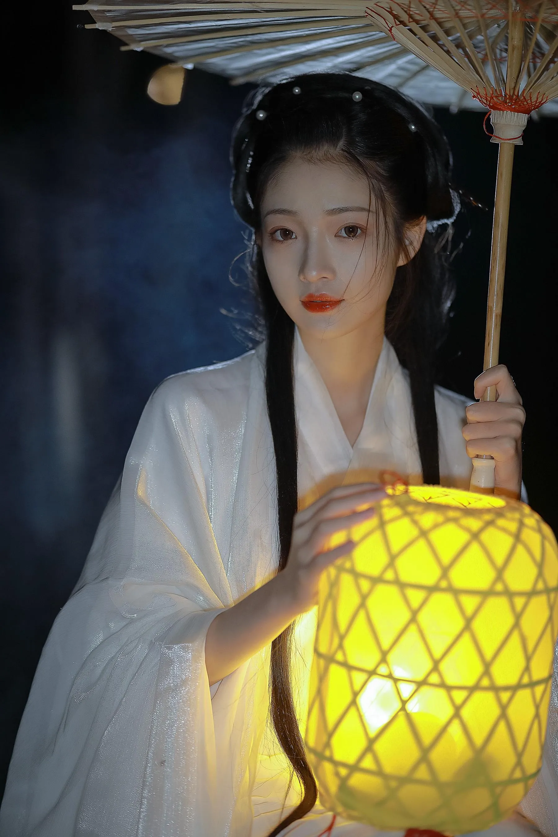 [YITUYU艺图语]2022.08.21 风雨夜归人 呆呆起飞啦_ [24P]插图1